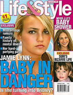 Illustration for article titled This Week In Tabloids: Juno Lynn Spears Is Giving Up Her Baby
